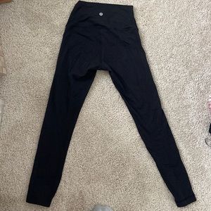 Black Lululemon leggings